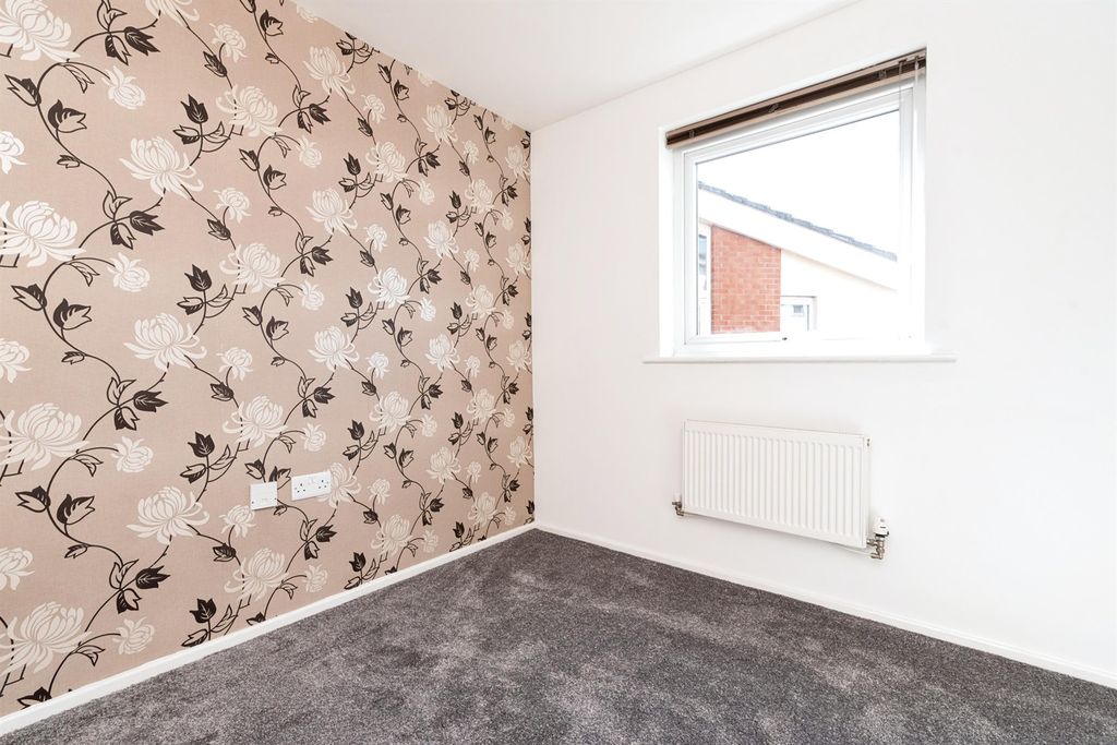 Additional image 8 of 2 bed flat for saleAriel Reach, Newport NP20