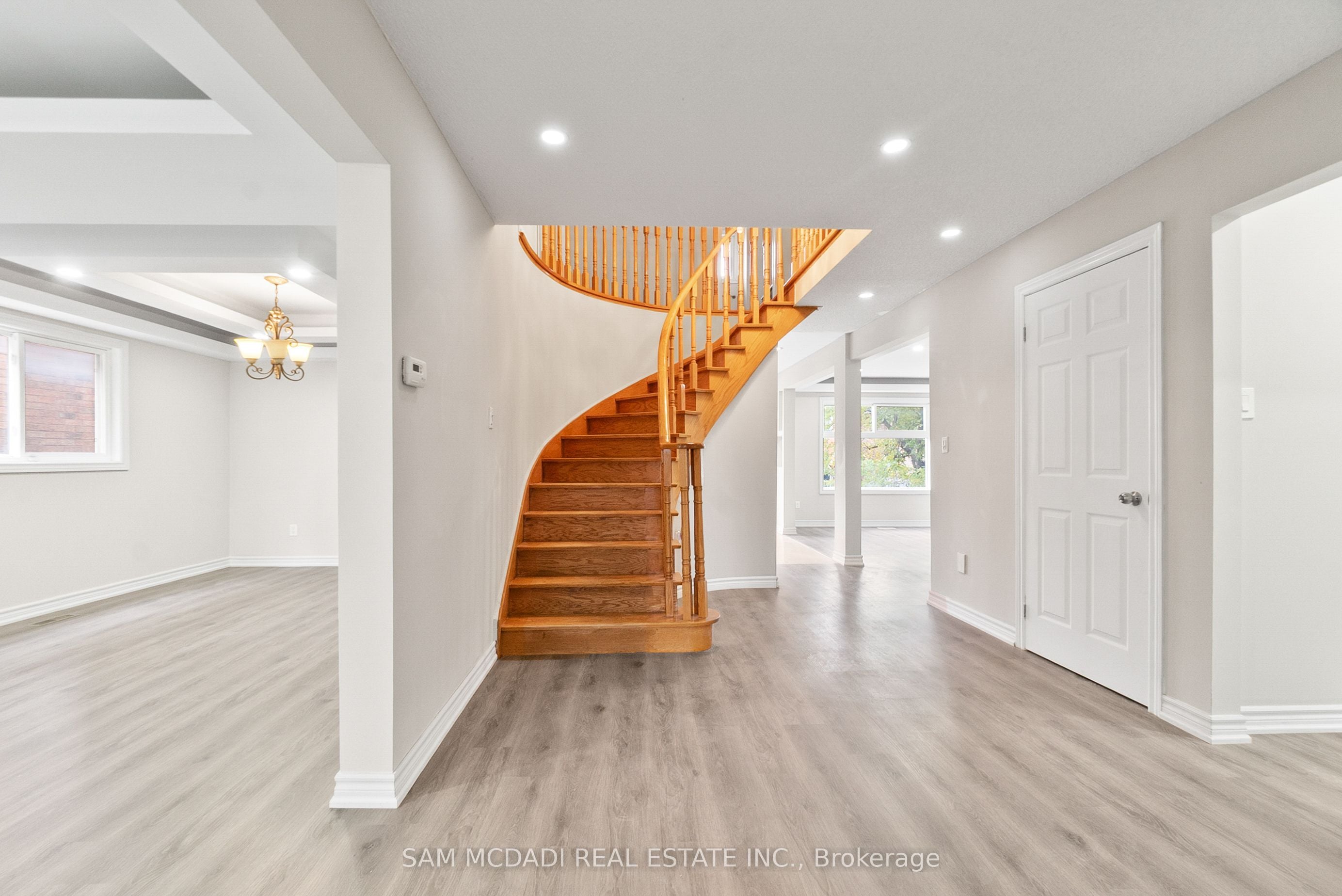 Additional image 5 of 149 Sunforest Drive, Brampton, ON, L6Z 4B7