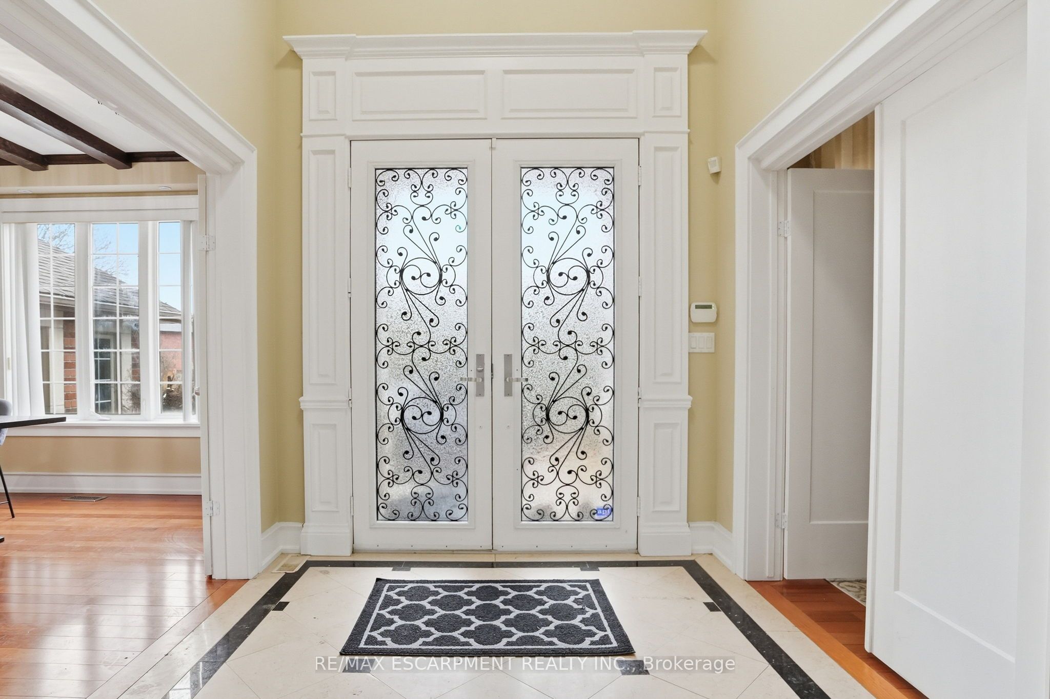 Additional image 4 of 2489 Olinda Court, Mississauga, ON, L5C 4P5