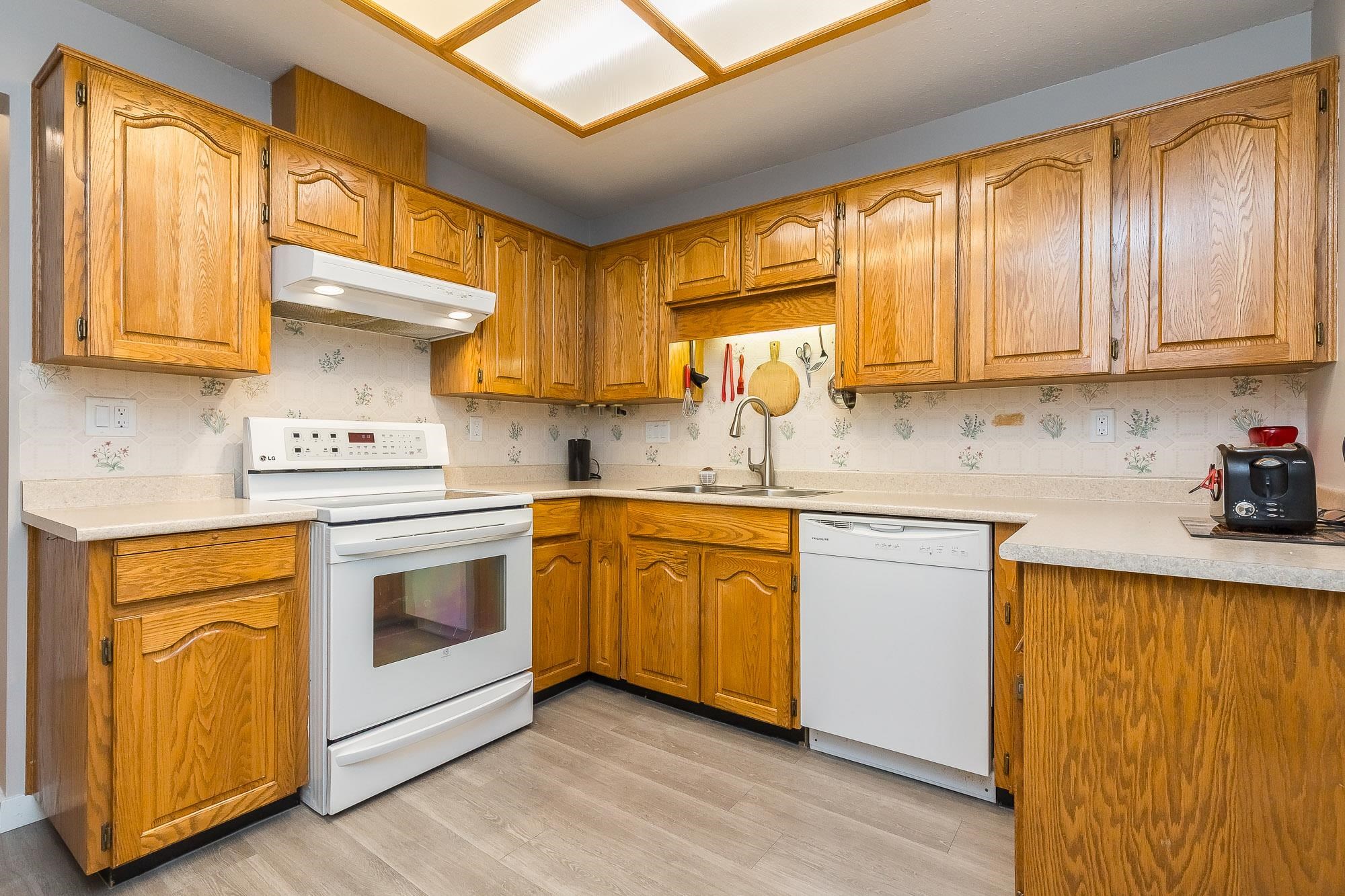Additional image 6 of 307-32823 Landeau Place, Abbotsford, BC, V2S 6S6