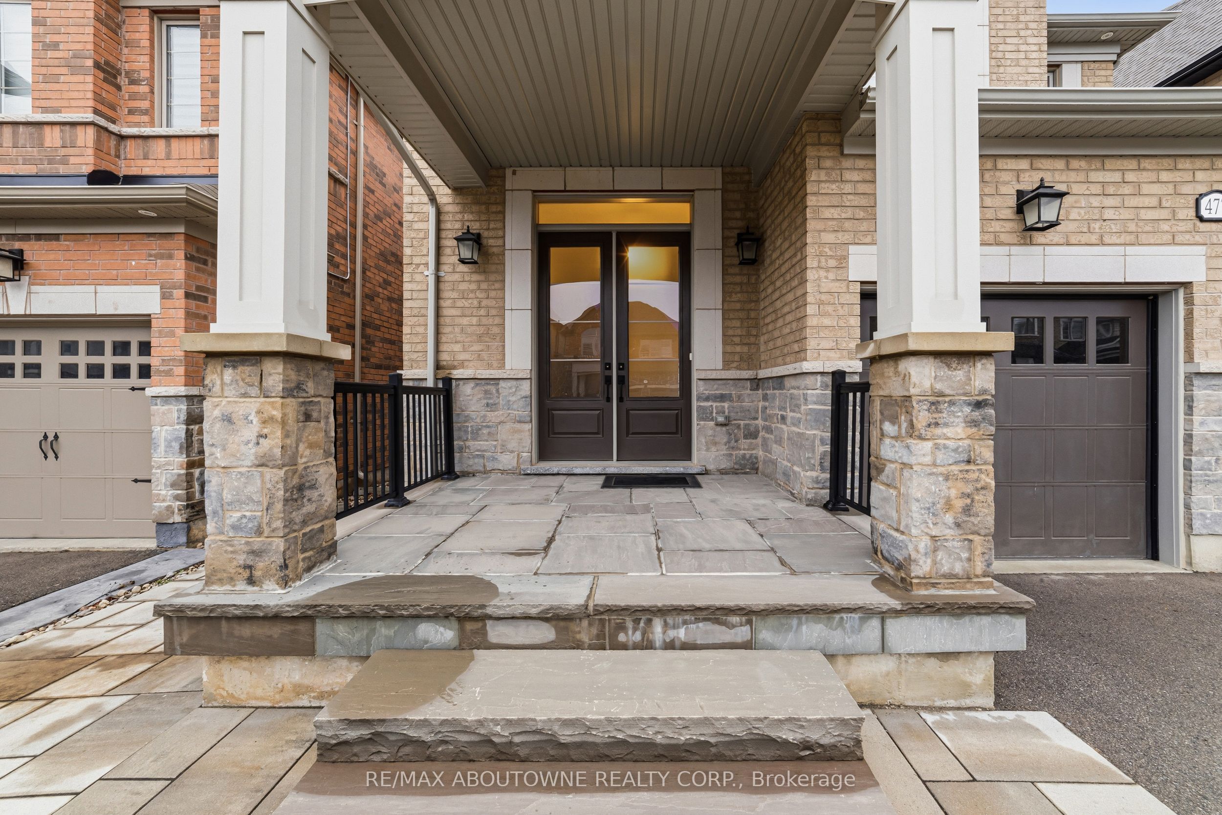 477 Parent Place, Milton, ON, L9E 1L2 photo 2