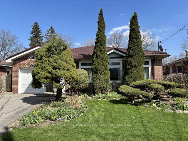 39 Deerford Road, Toronto, ON, M2J 3H9