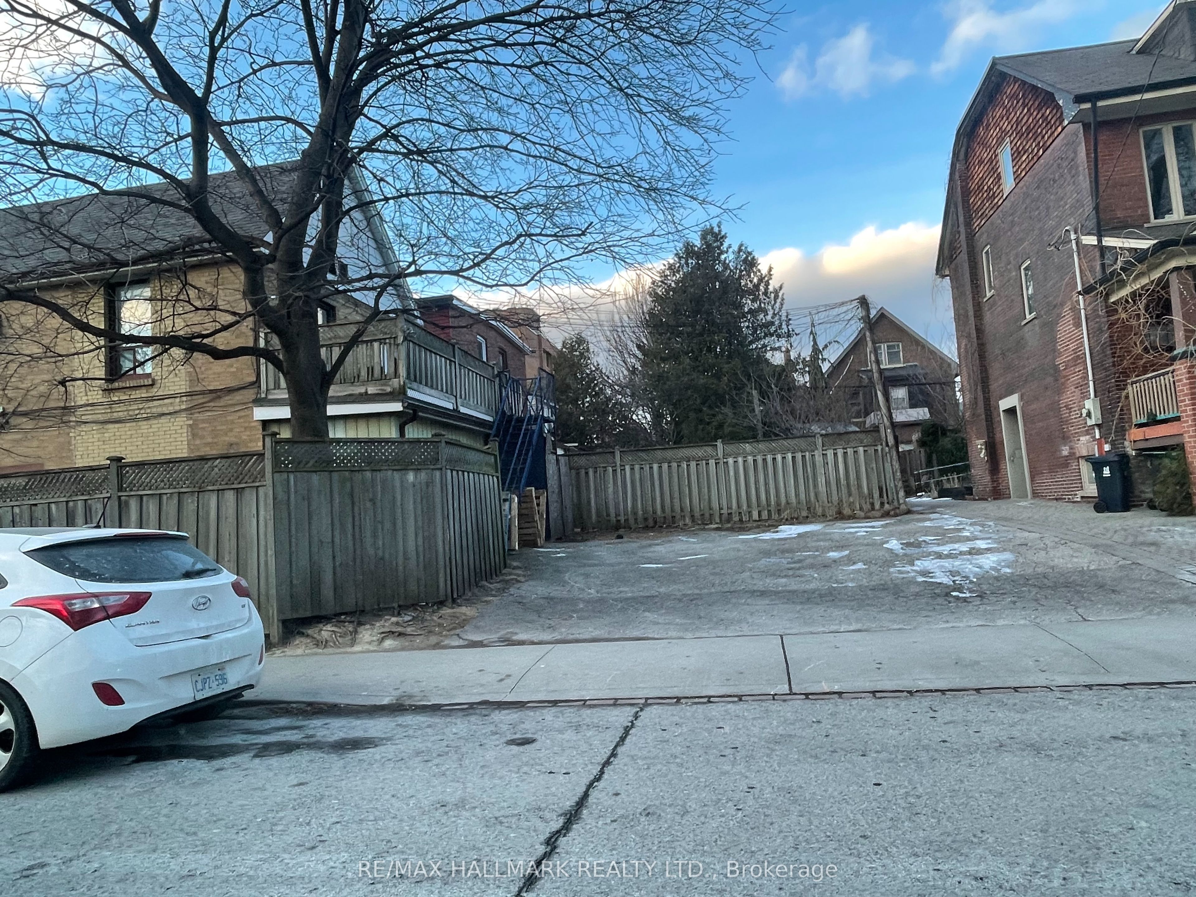675 Broadview Avenue, Toronto, ON, M4K 2P4 photo 5