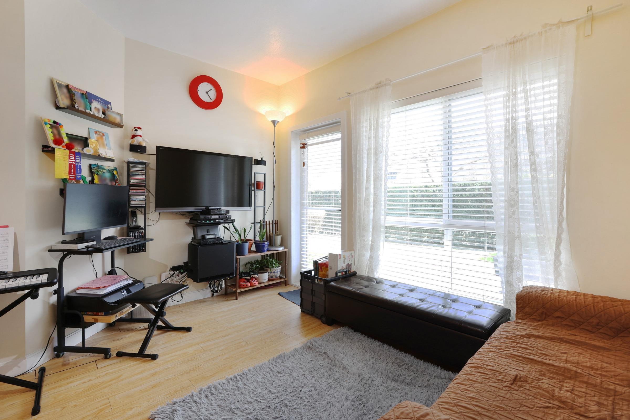 Additional image 4 of 112-5655 Inman Avenue, Burnaby, BC, V5H 2M2