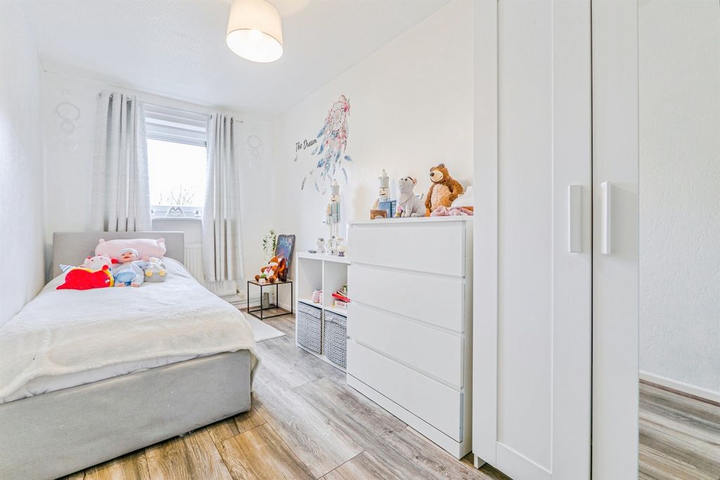 Additional image 5 of 2 bed flat for saleWordsworth Avenue, Roath, Cardiff CF24