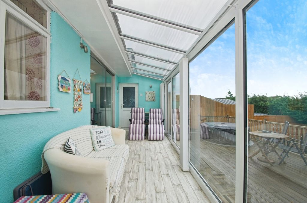 Additional image 8 of 4 bed semi-detached house for saleAnthony Drive, Caerleon, Newport NP18