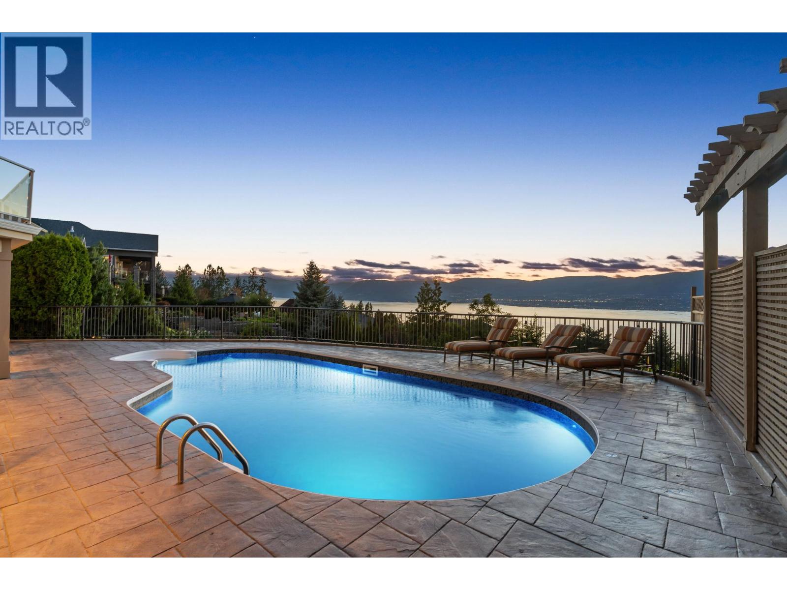 Additional image 3 of 374 Quilchena Drive, Kelowna, BC, V1W4W4
