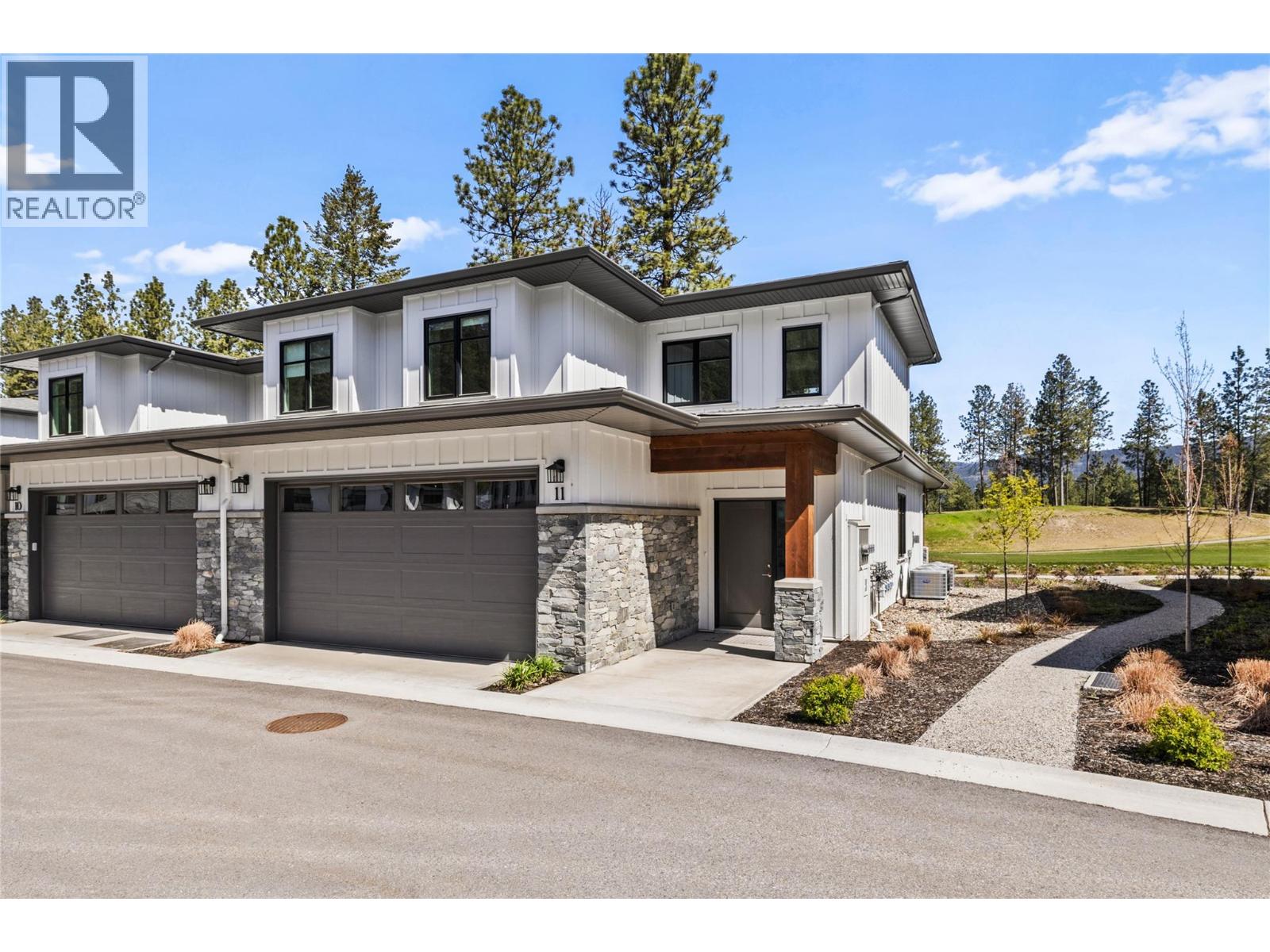 11-1979 Country Club Drive, Kelowna, BC, V1V0H6