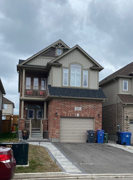 Lower-212 Macalister Boulevard, Guelph, ON, N1G 0G8