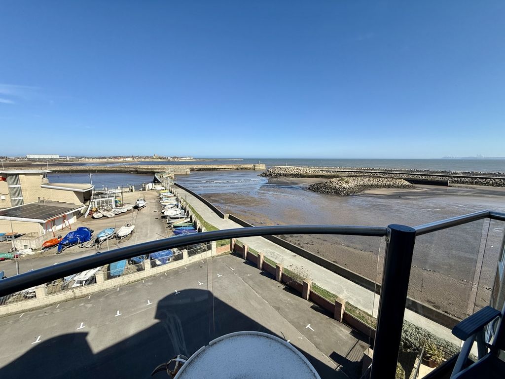 2 bed flat for saleMansion House, Marina TS24
