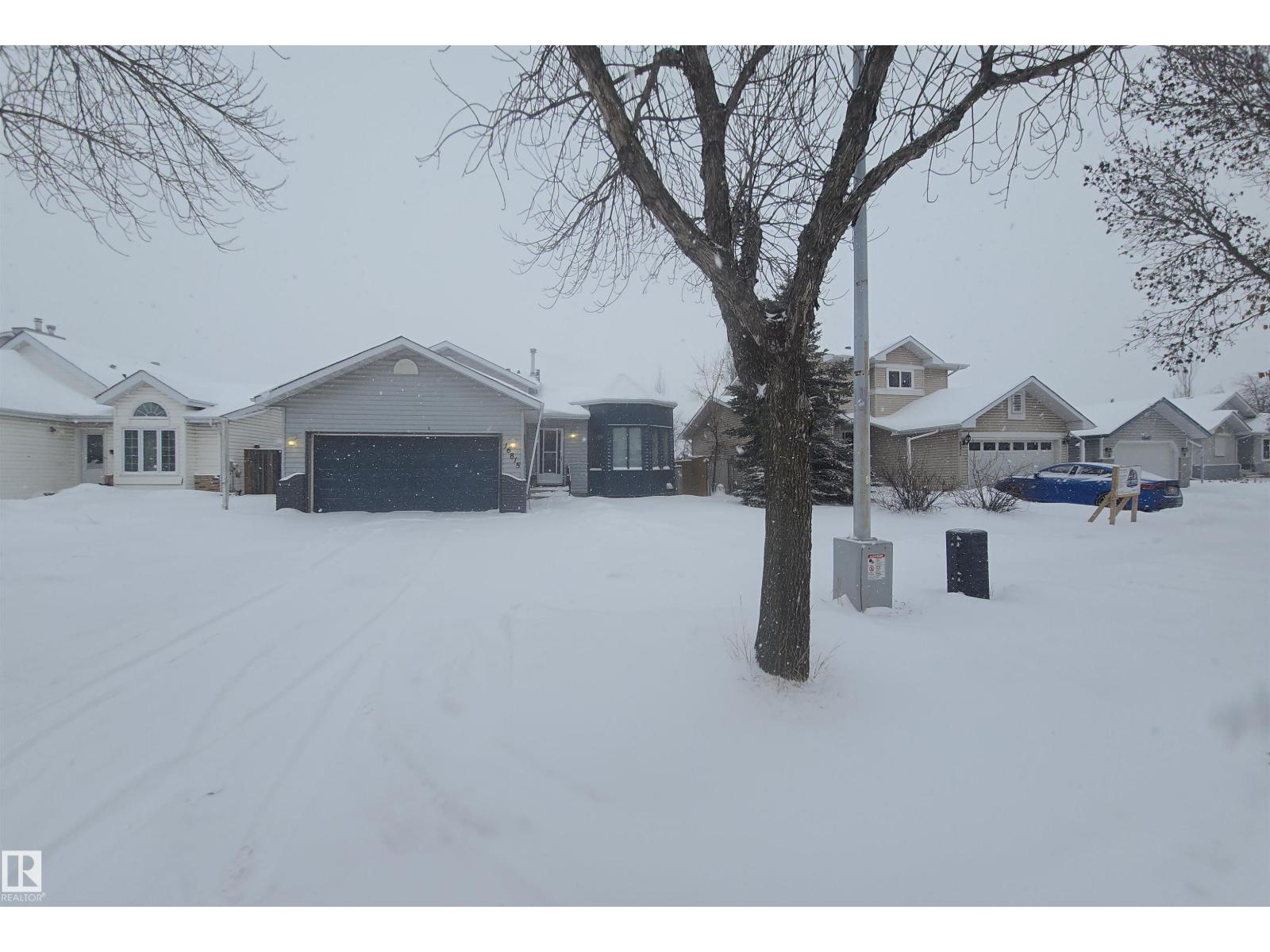 16815 91 Street NW, Edmonton, AB, T5Z2W7
