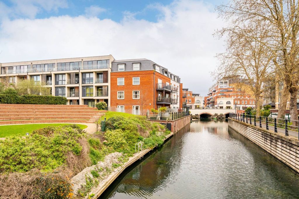Additional image 2 of 2 bed flat for saleSt. Ives Road, Maidenhead SL6