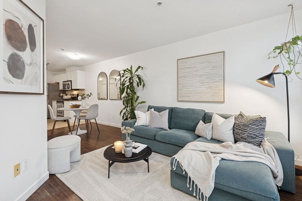 306-2636 Hastings Street E, Vancouver, BC, V5K 0A4