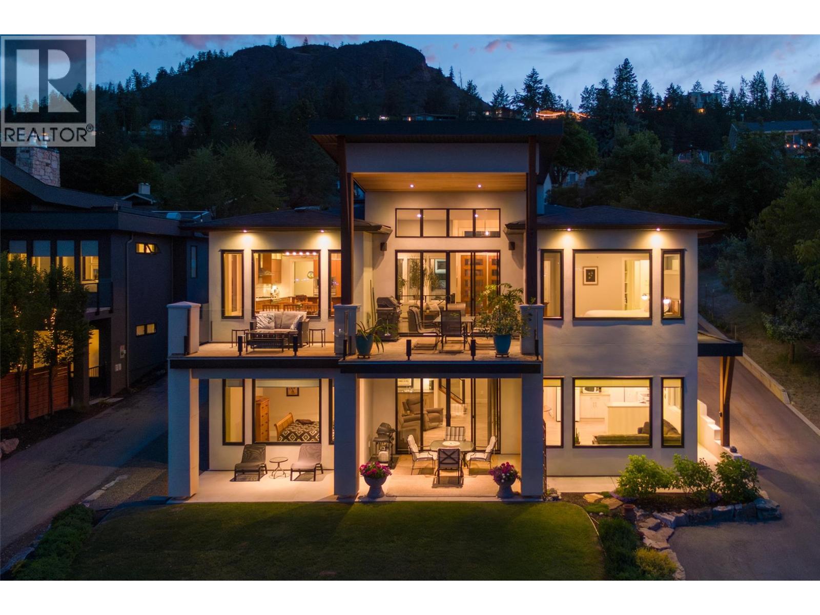 2822 Ourtoland Road, West Kelowna, BC, V1Z2H5