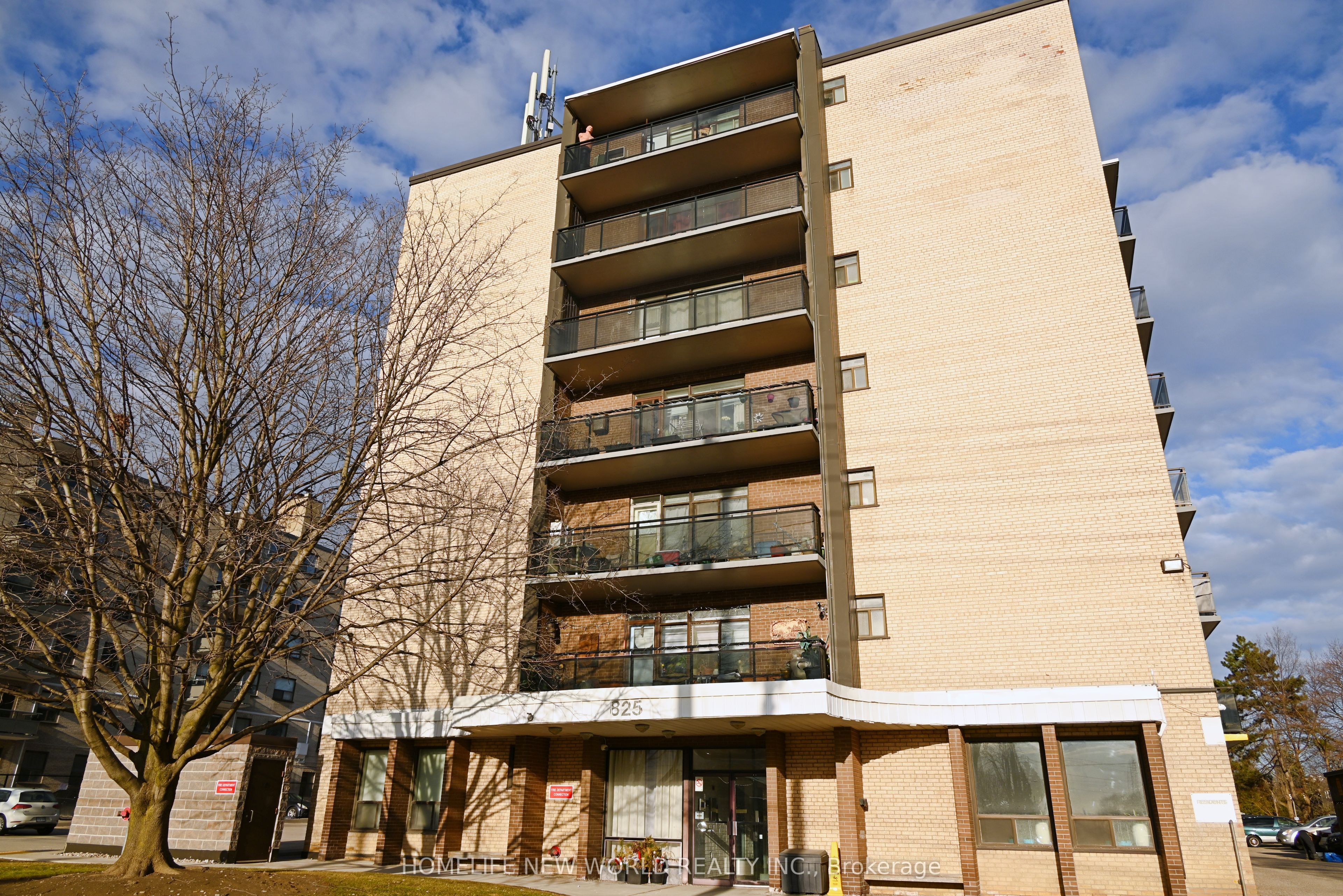 201-825 Kennedy Road, Toronto, ON, M1K 2E6