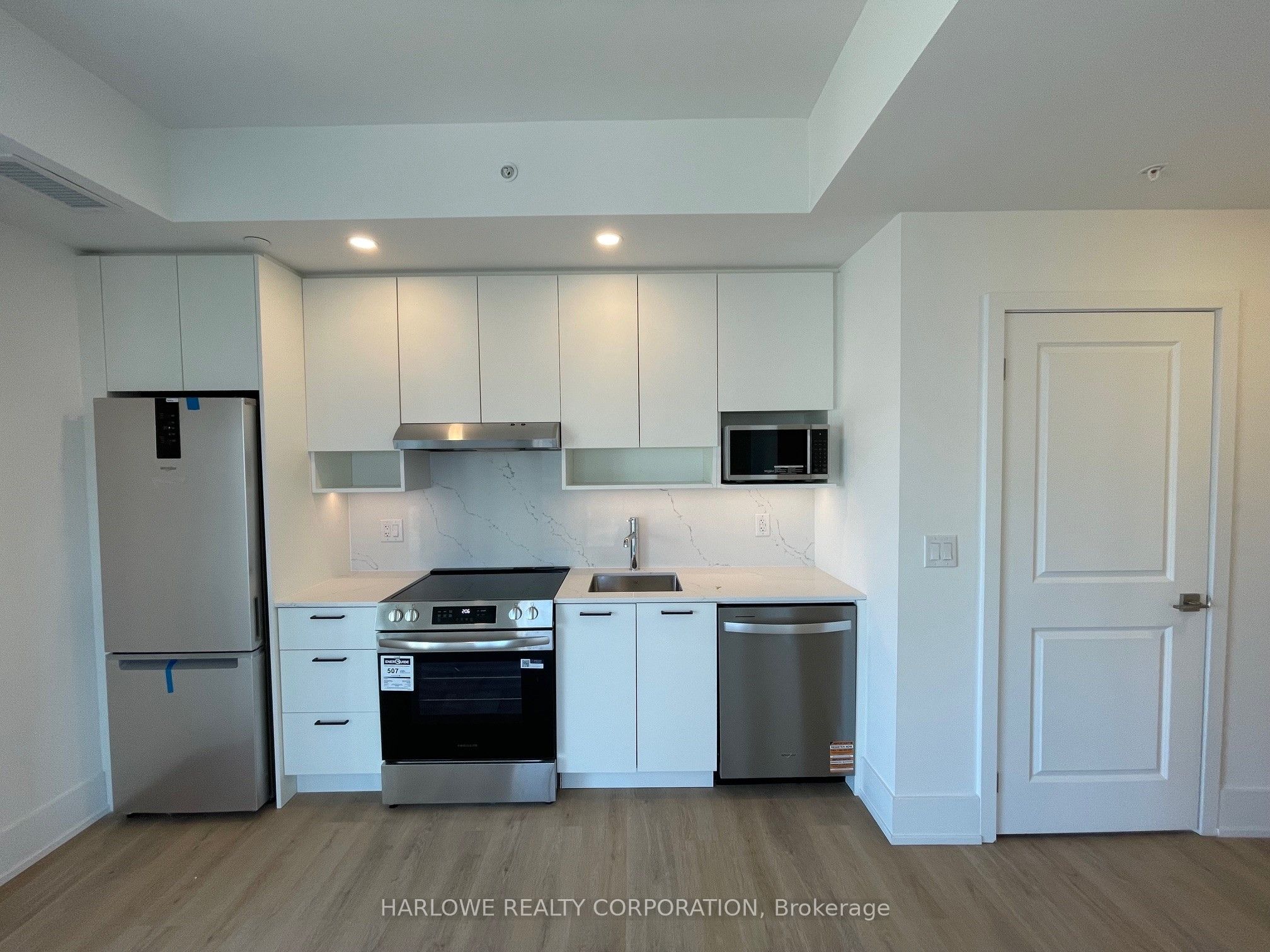 706-206 King Street W, Hamilton, ON, L8P 1A5