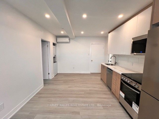 Additional image 5 of 2-1982 Eglinton Avenue W, Toronto, ON, M6E 2J9