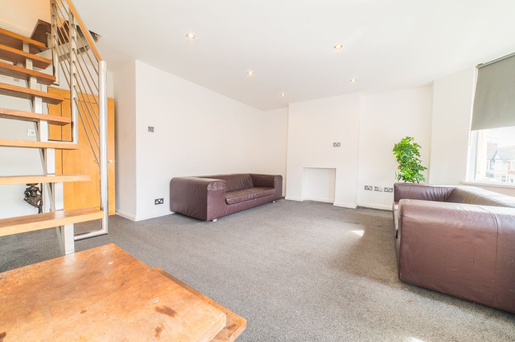 Additional image 12 of 2 bed flat for saleKimberley Road, Penylan CF23