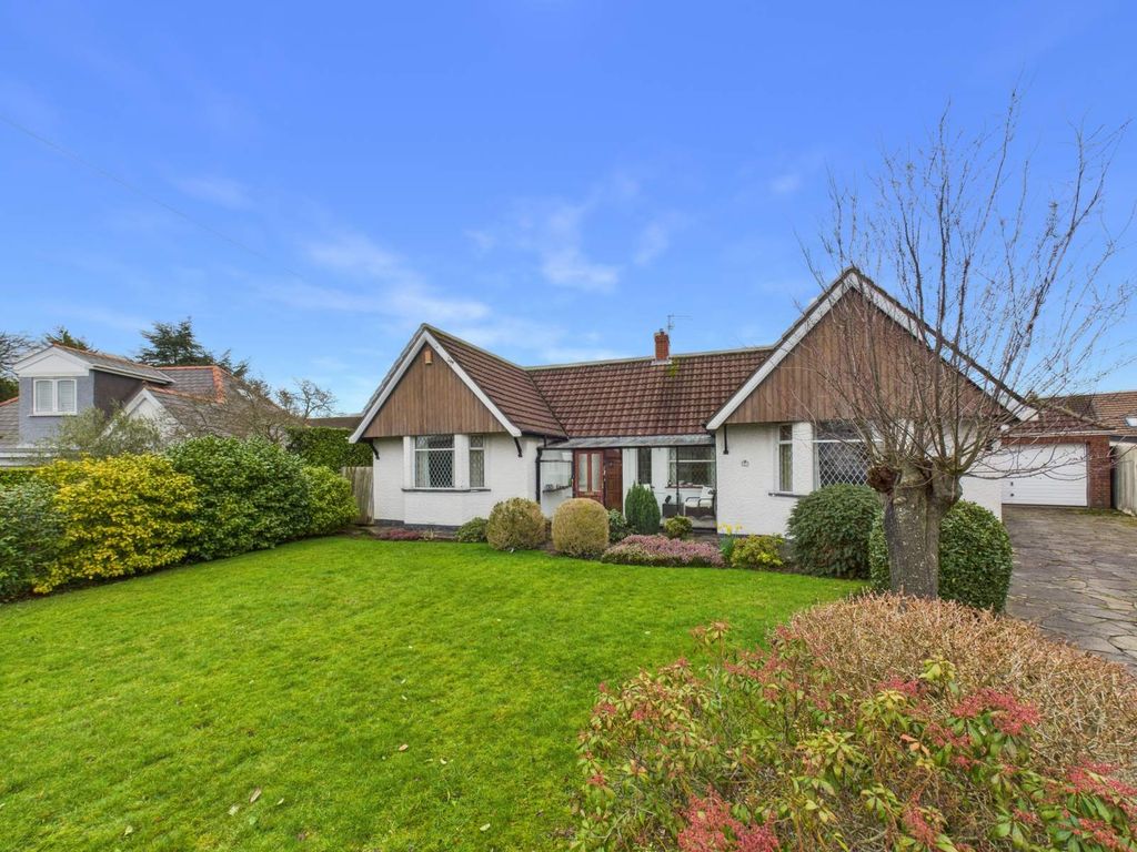 2 bed detached bungalow for saleGreenclose Road, Whitchurch, Cardiff CF14