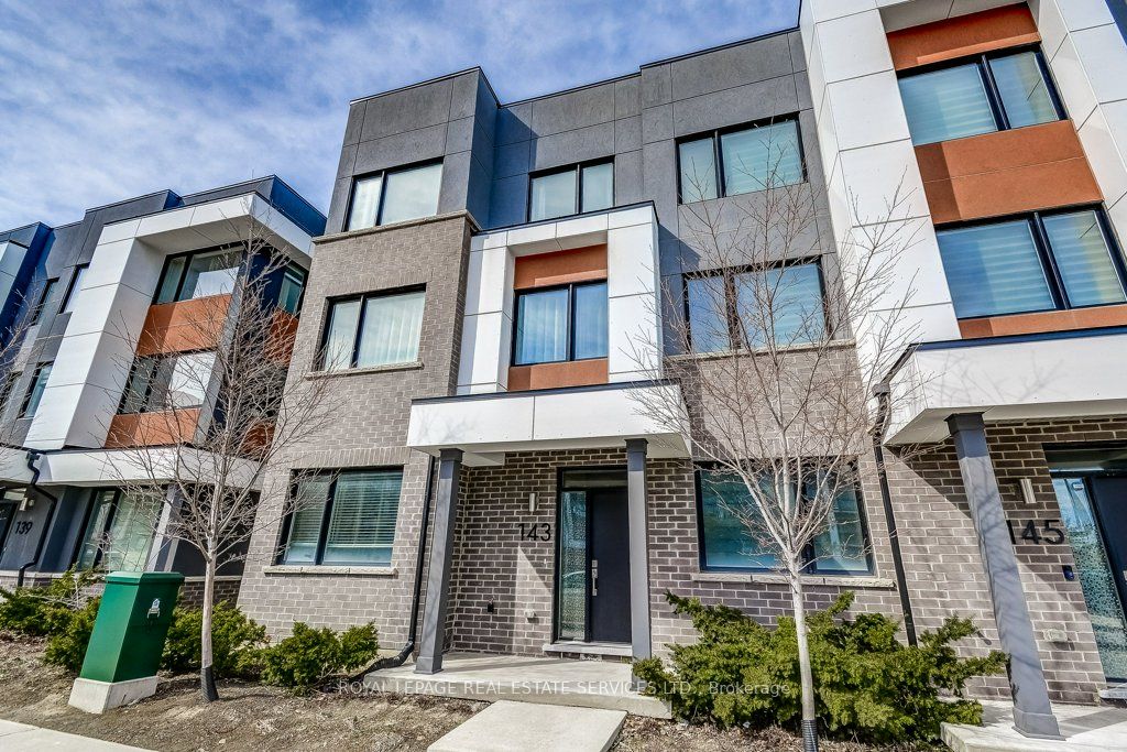 143 Grovewood Common, Oakville, ON, L6H 0X5