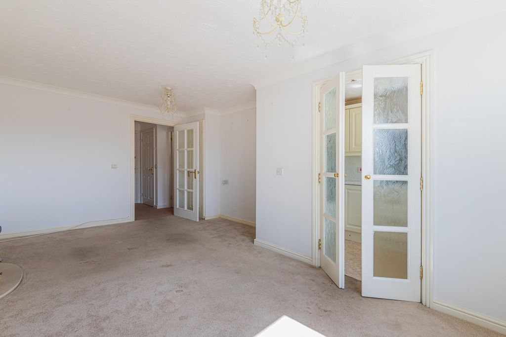 Additional image 4 of 1 bed flat for saleFidlas Road, Cardiff CF14