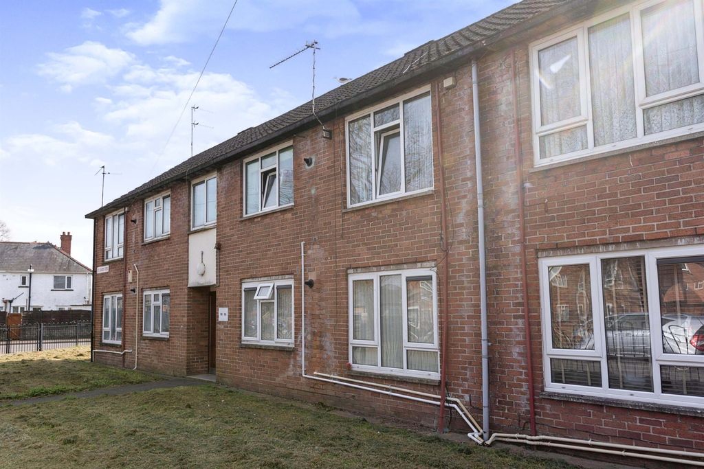 Additional image 9 of 1 bed flat for saleSt. Davids Crescent, Cardiff CF5