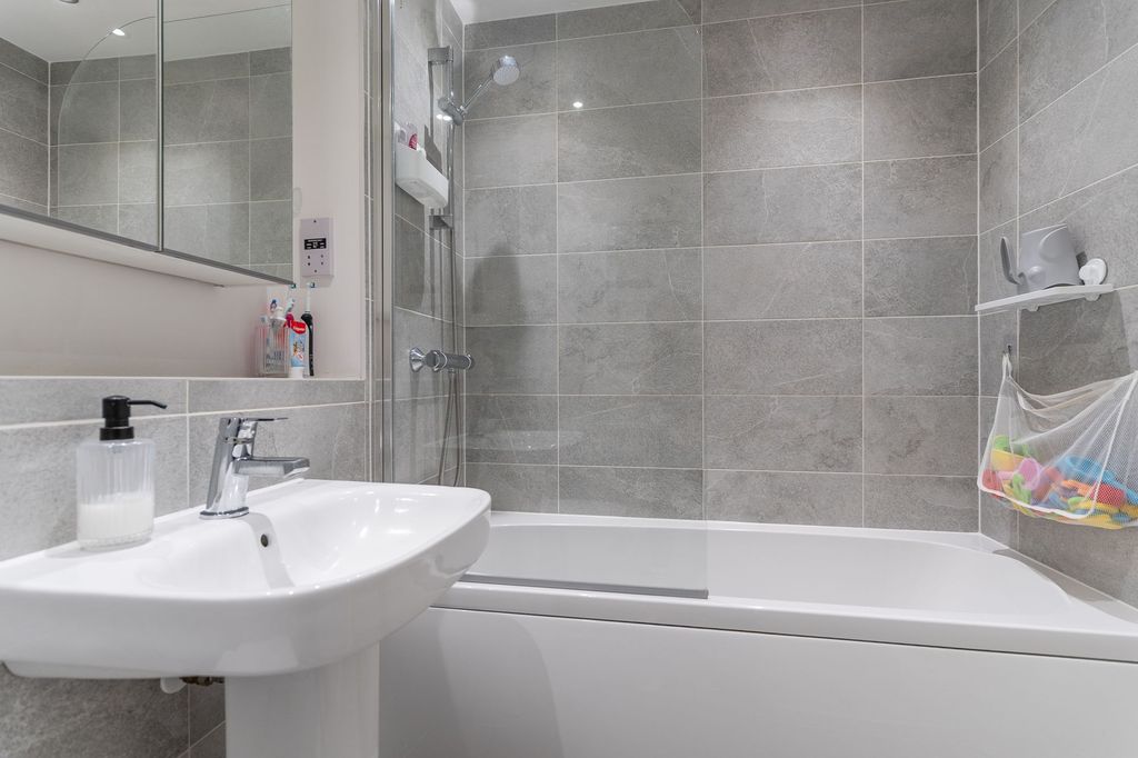Additional image 16 of 2 bed semi-detached house for saleMervale Place, Newport NP19