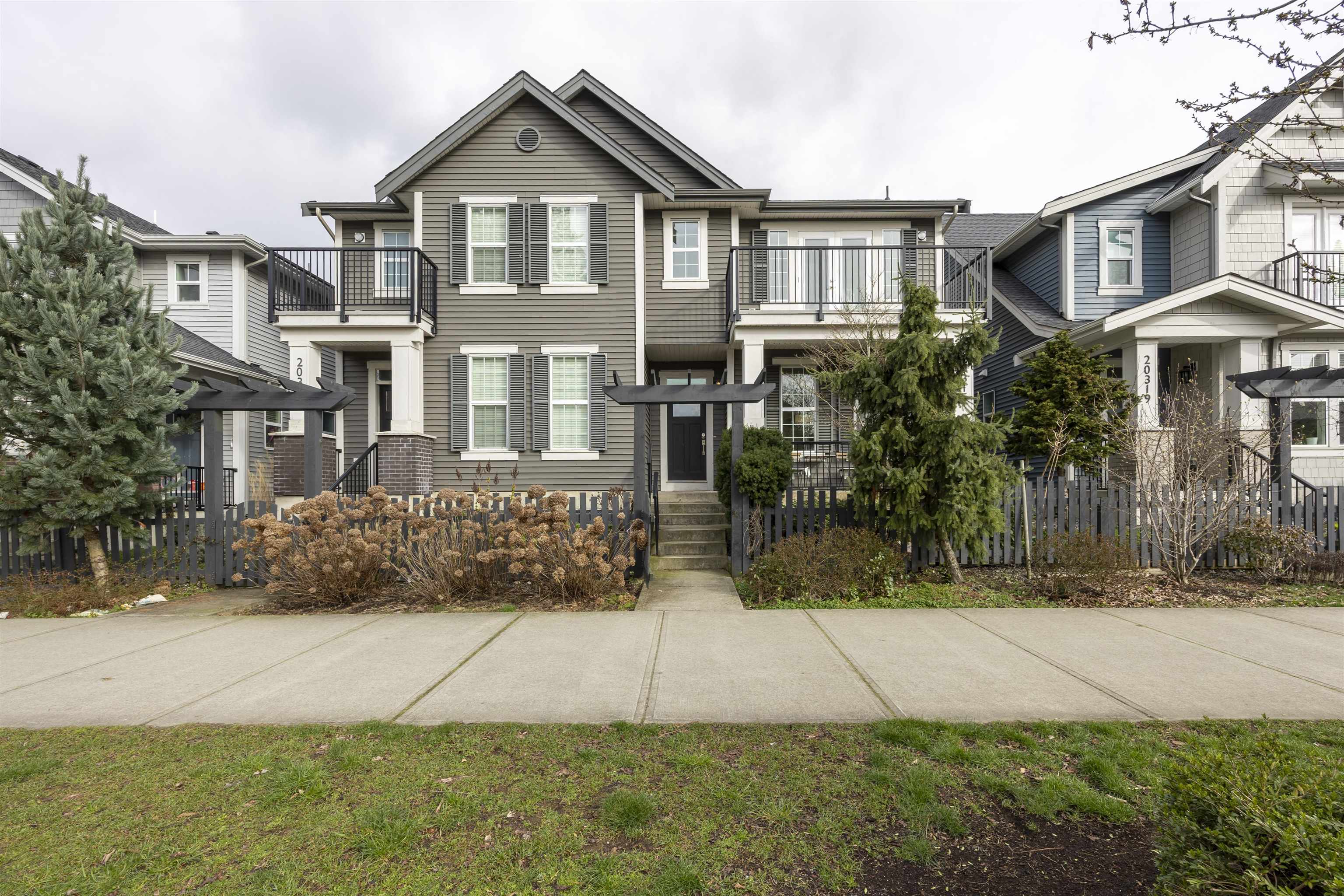 20315 82 Avenue, Langley, BC, V2Y 0Z1