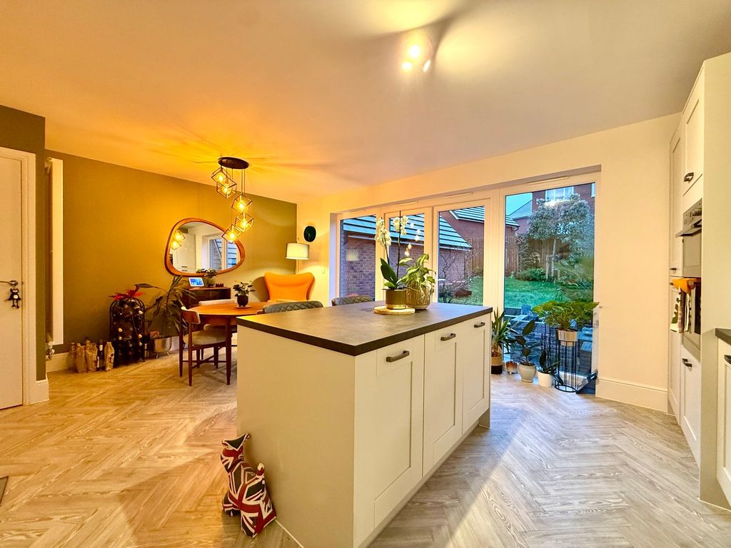 Additional image 8 of 4 bed detached house for salePen-Y-Wal Drive, Newport, Newport NP18