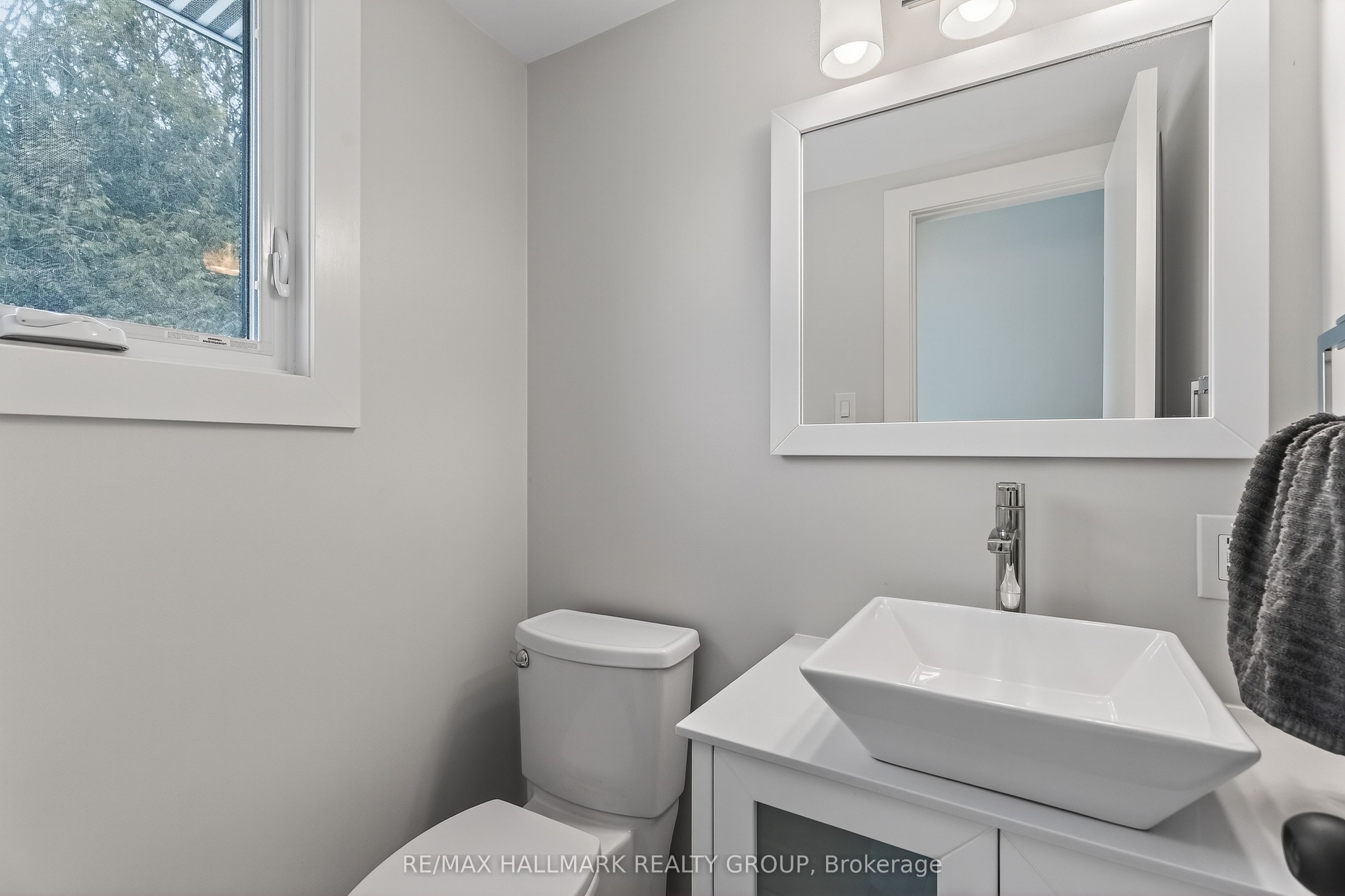 Additional image 6 of 27 King Street, Ottawa, ON, K0A 2Z0
