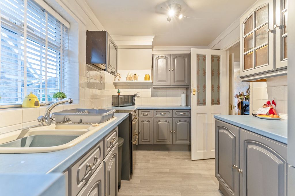 Additional image 2 of 3 bed semi-detached house for salePalm Close, New Inn NP4