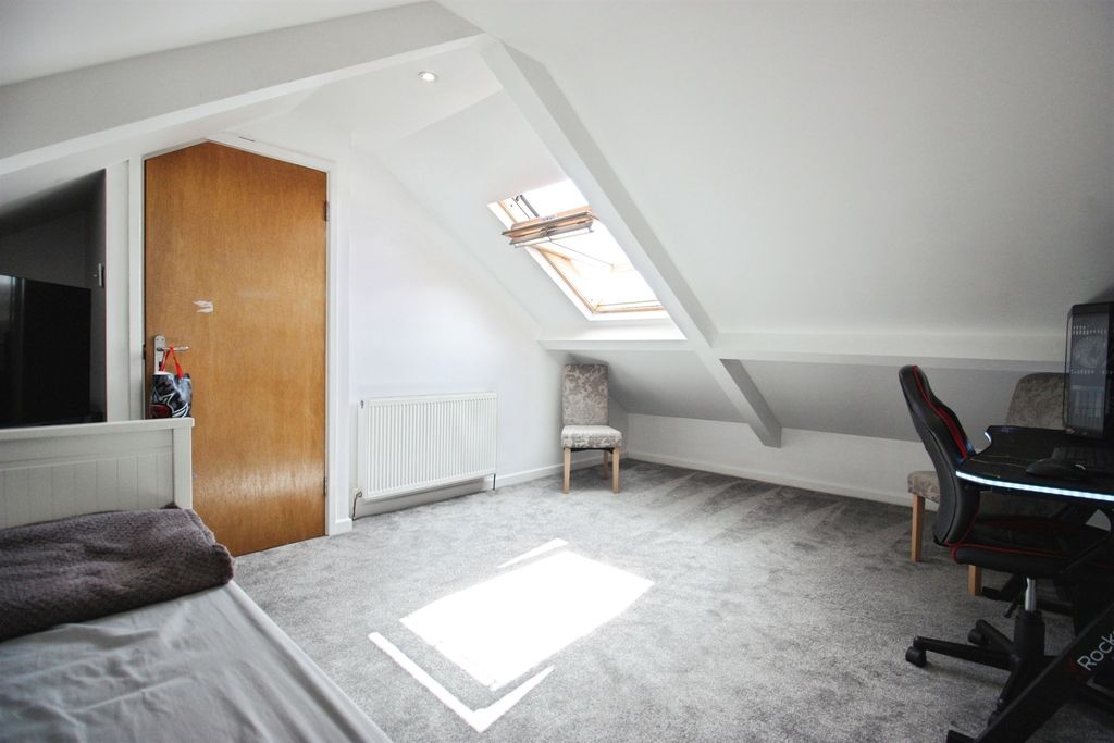 Additional image 15 of 4 bed terraced house for saleStockland Street, Cardiff CF11