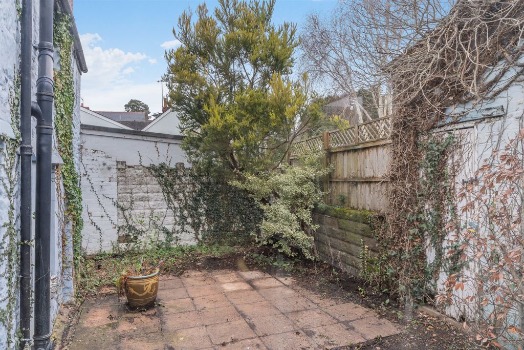 Additional image 20 of 4 bed end terrace house for saleTwyn Square, Usk, Monmouthshire NP15