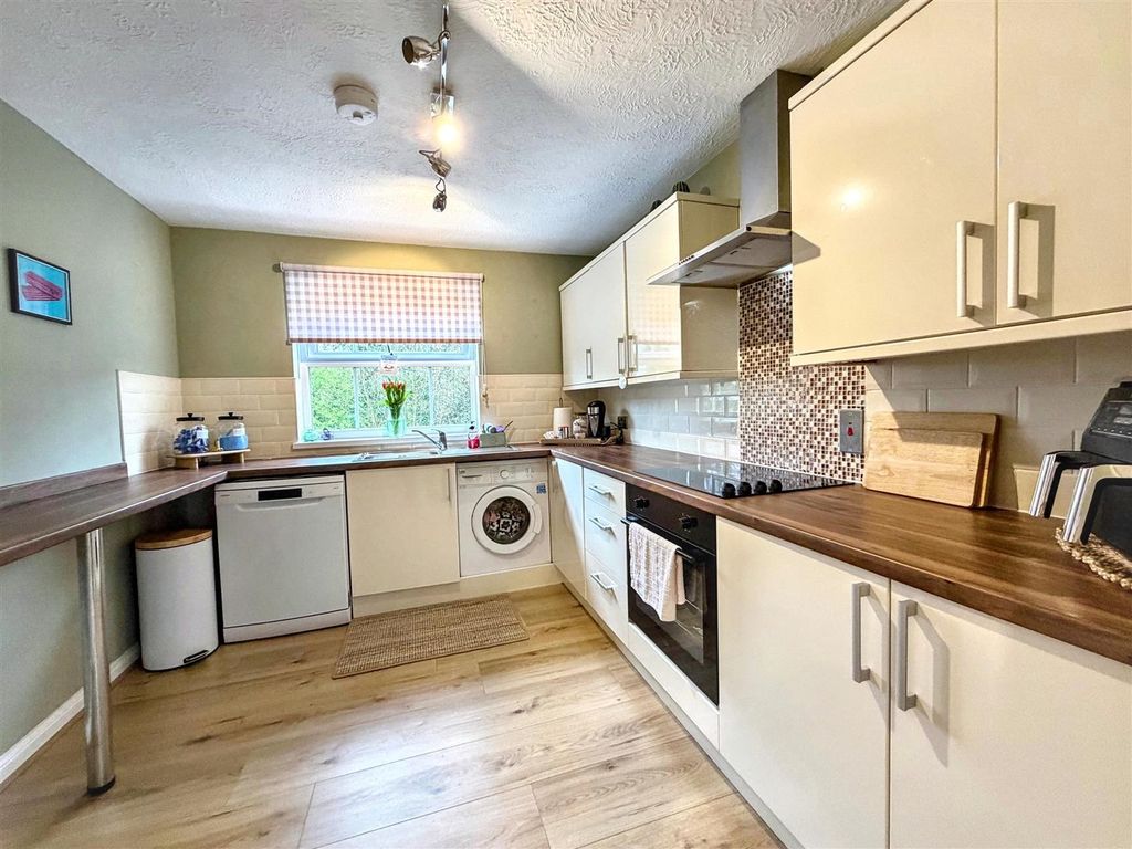 Additional image 2 of 2 bed flat for saleBrown Close, Newport NP19
