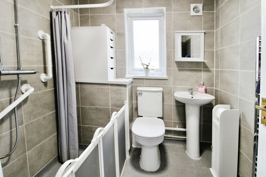 Additional image 11 of 3 bed semi-detached house for saleMoor King Close, St. Mellons, Cardiff CF3