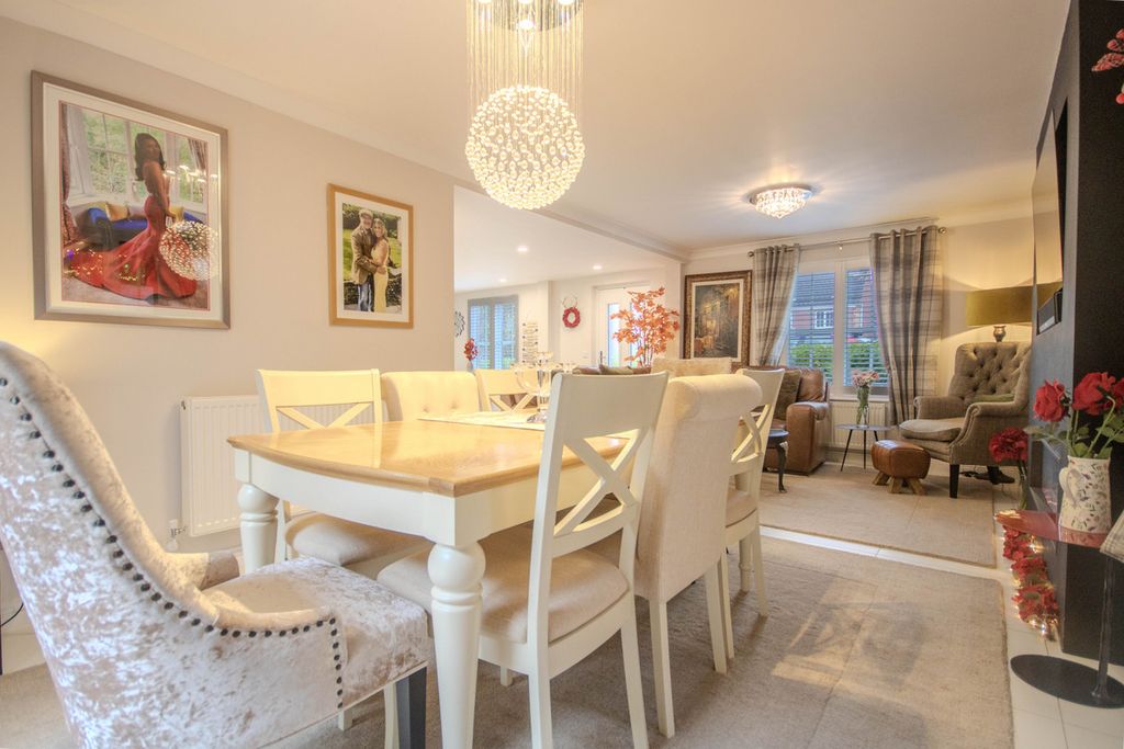 Additional image 12 of 5 bed detached house for saleFisher Hill Way, Cardiff CF15