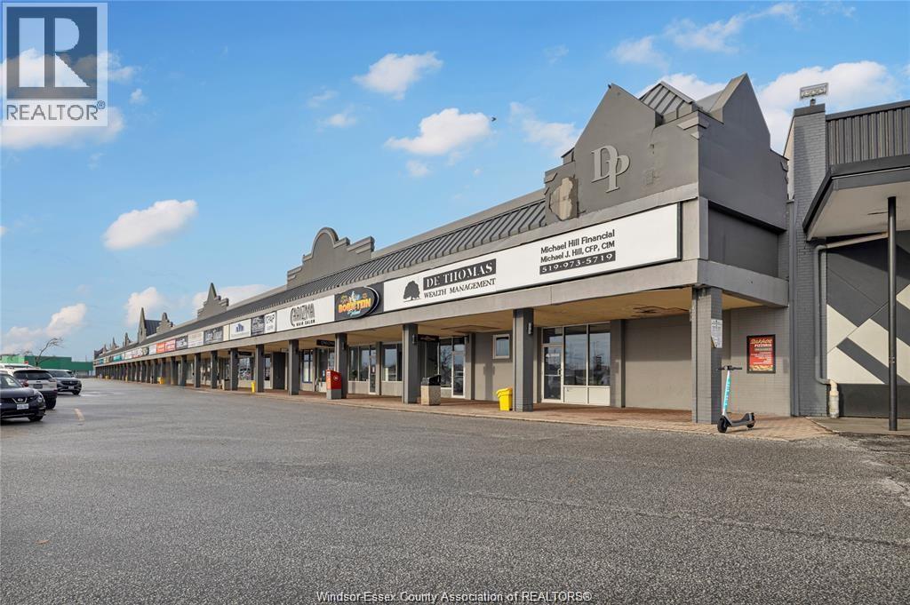 Additional image 3 of 2469 Dougall , Windsor, ON, N8X1T3