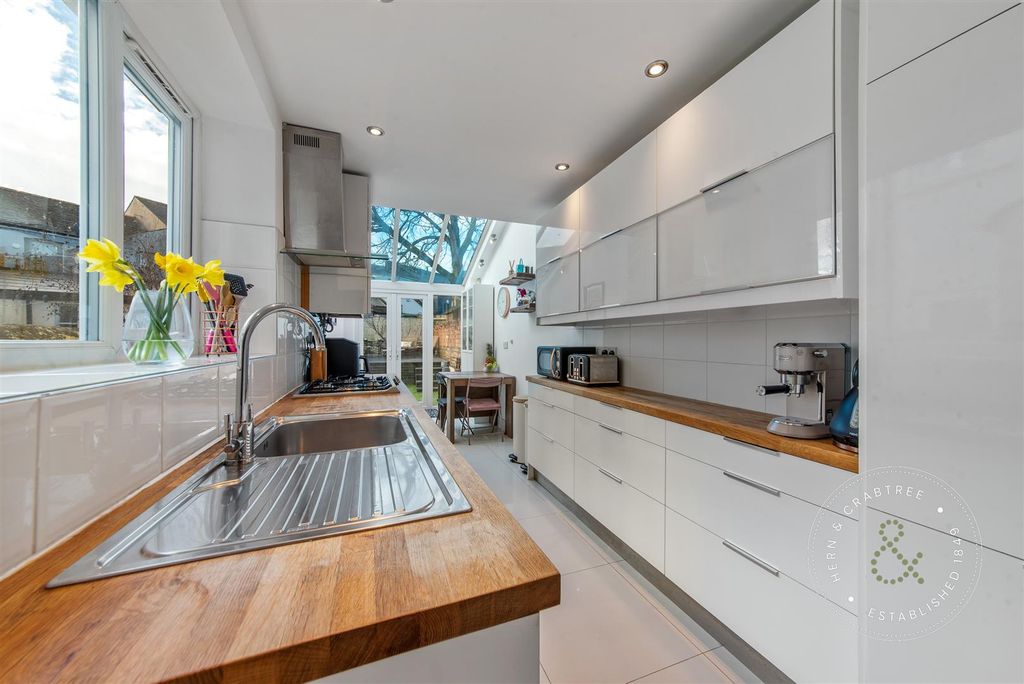 Additional image 4 of 2 bed terraced house for saleSevern Grove, Cardiff CF11