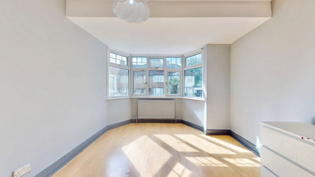 Additional image 15 of 4 bed terraced house for saleSummit Close, London NW9