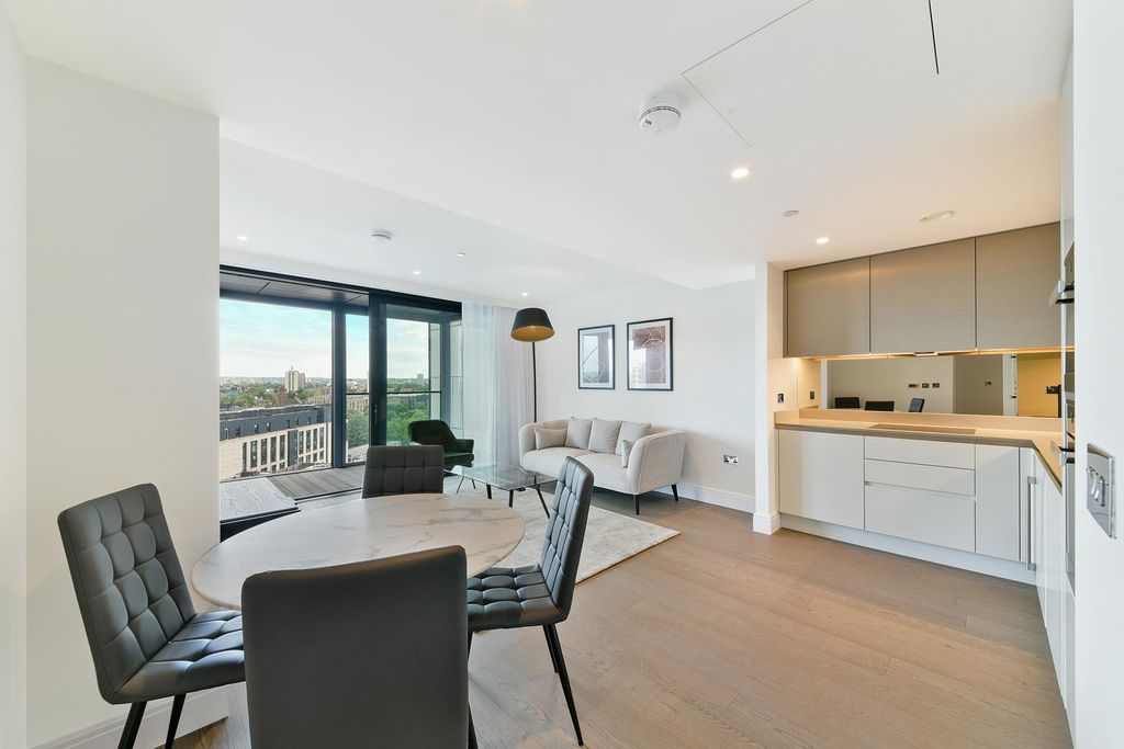 Additional image 8 of 2 bed flat for saleThe Dumont, The Albert Embankment, London SE1