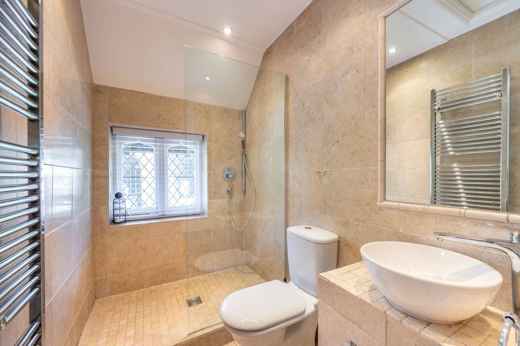 Additional image 15 of 4 bed detached house for saleChauntry Road, Maidenhead SL6