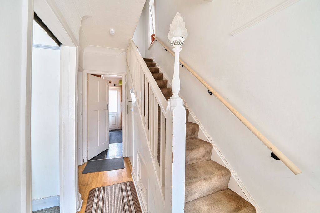 Additional image 10 of 3 bed semi-detached house for saleManor Way, London NW9