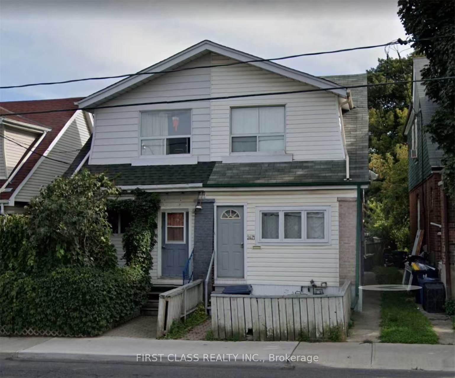 2471 Gerrard Street E, Toronto, ON, M4E 2G3