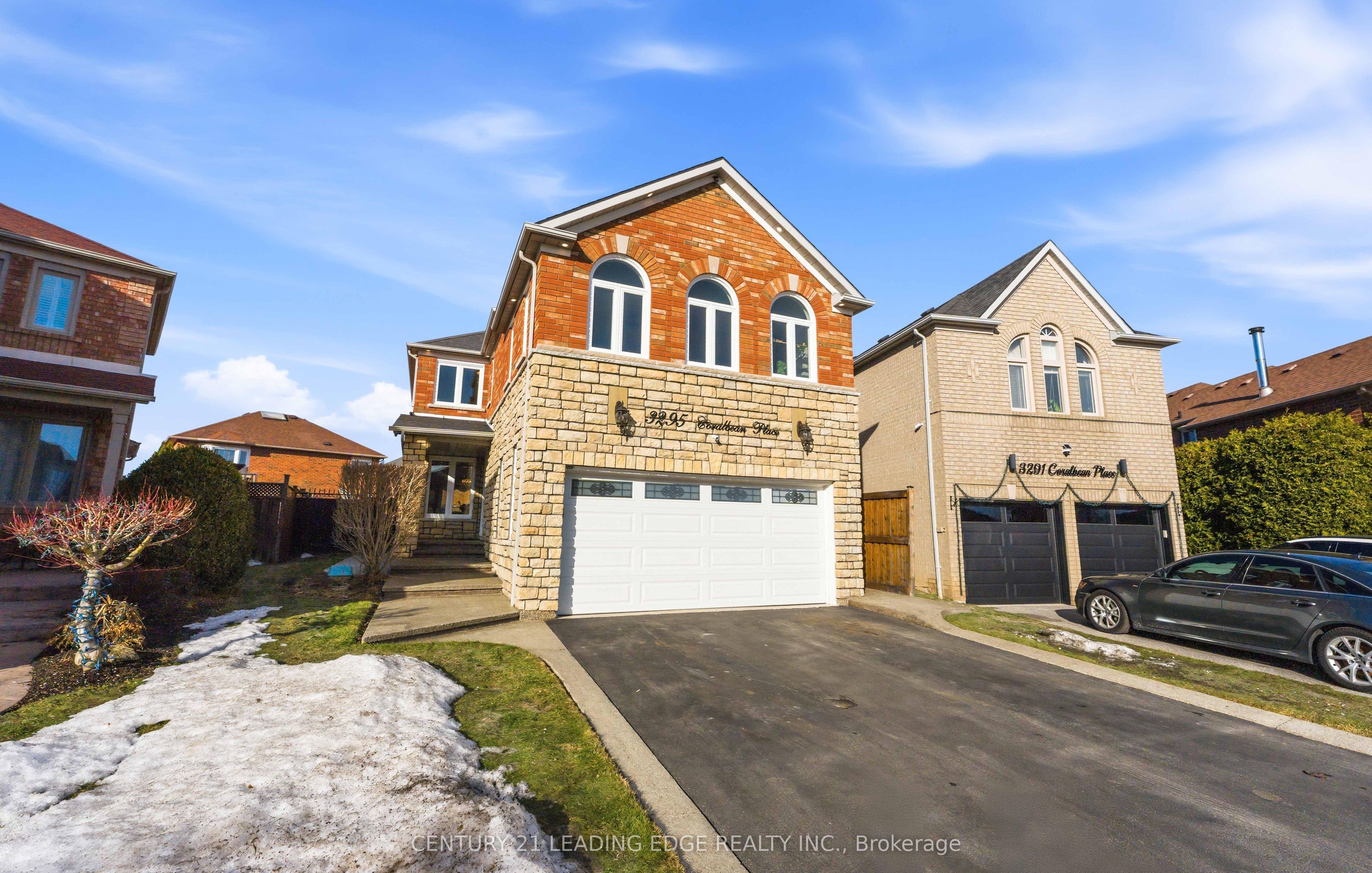 3295 Coralbean Place, Mississauga, ON, L5N 6X8
