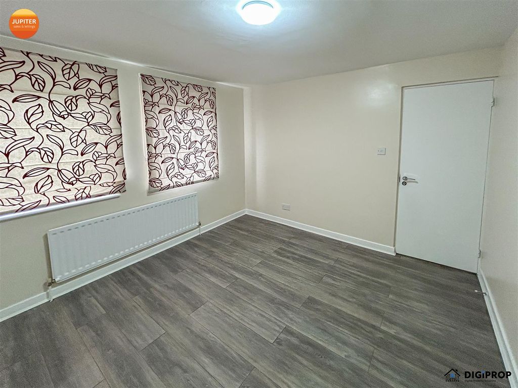 Additional image 11 of 3 bed flat for saleThe Crescent, Llandaff CF5