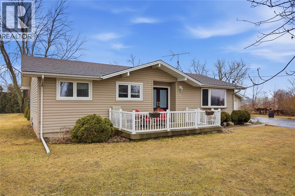 575 Middle Sideroad, Amherstburg, ON, N9V3R3 photo 2