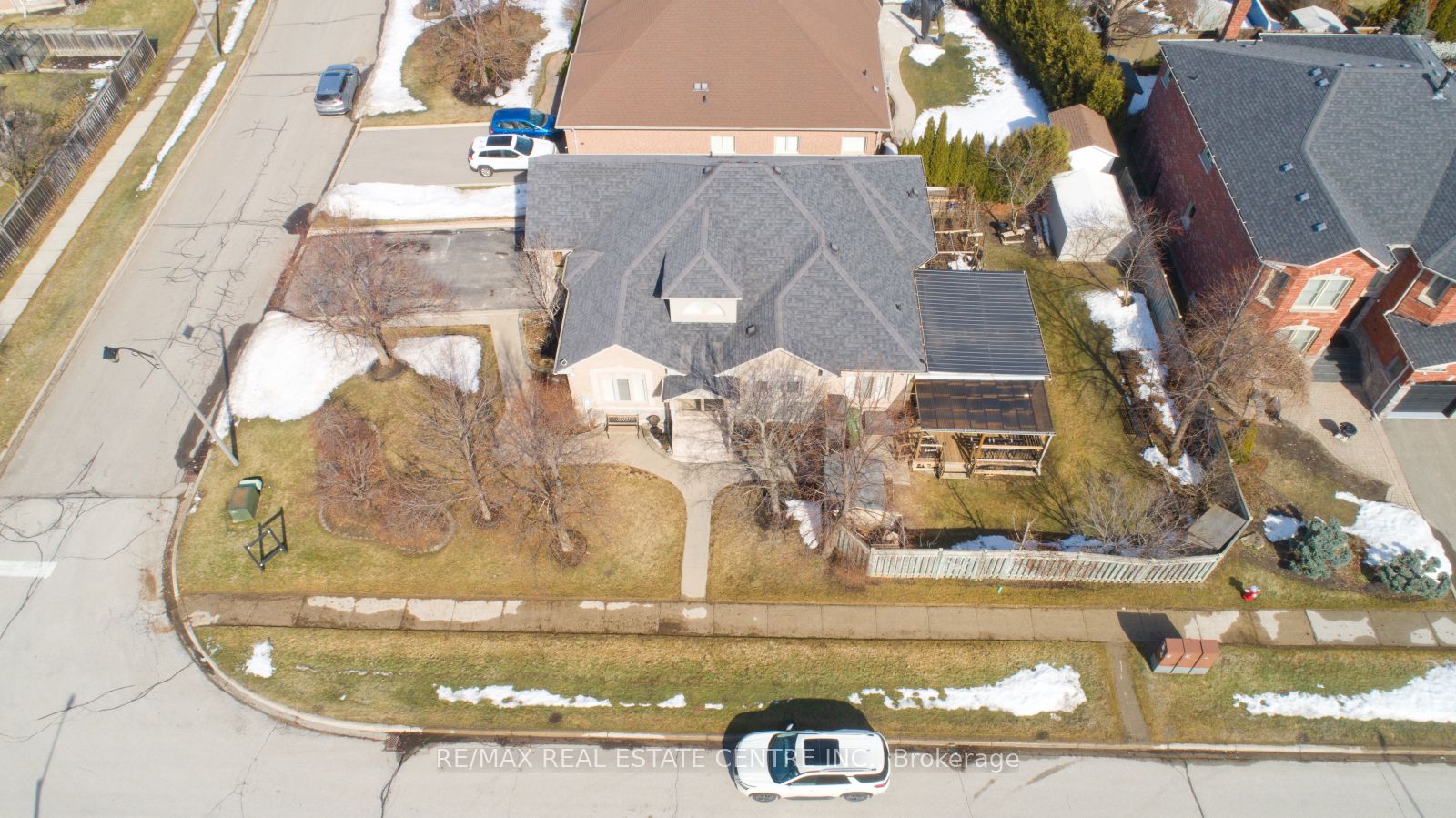 Additional image 2 of 1 Kirkwood Crescent, Caledon, ON, L7C 1A5