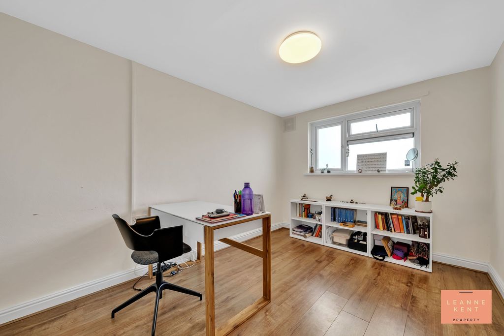 Additional image 14 of 3 bed flat for saleOak House, Hollybush Estate, Cardiff CF14