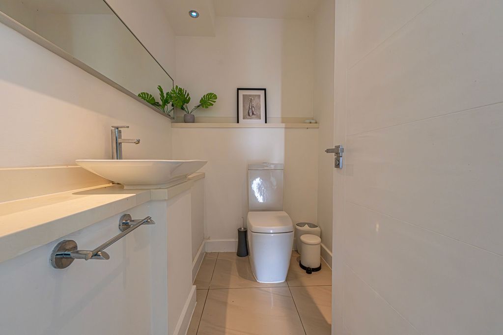 Additional image 23 of 6 bed detached house for saleKemeys Inferior, Newport NP18