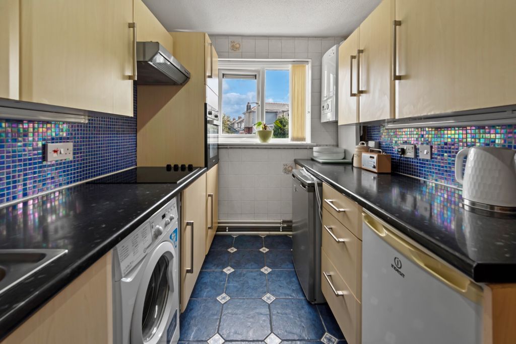 Additional image 2 of 2 bed flat for saleWentloog Court, Wentloog Road, Rumney, Cardiff CF3